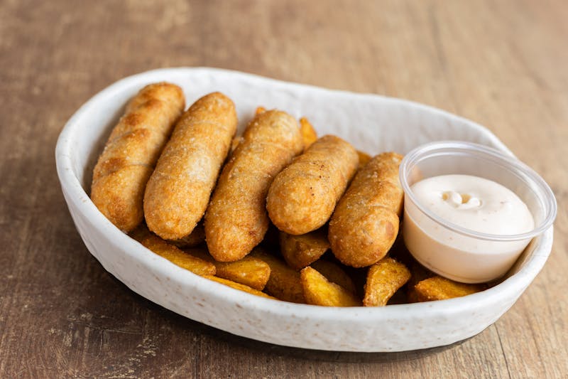 Dions crispy seasoned potato wedges